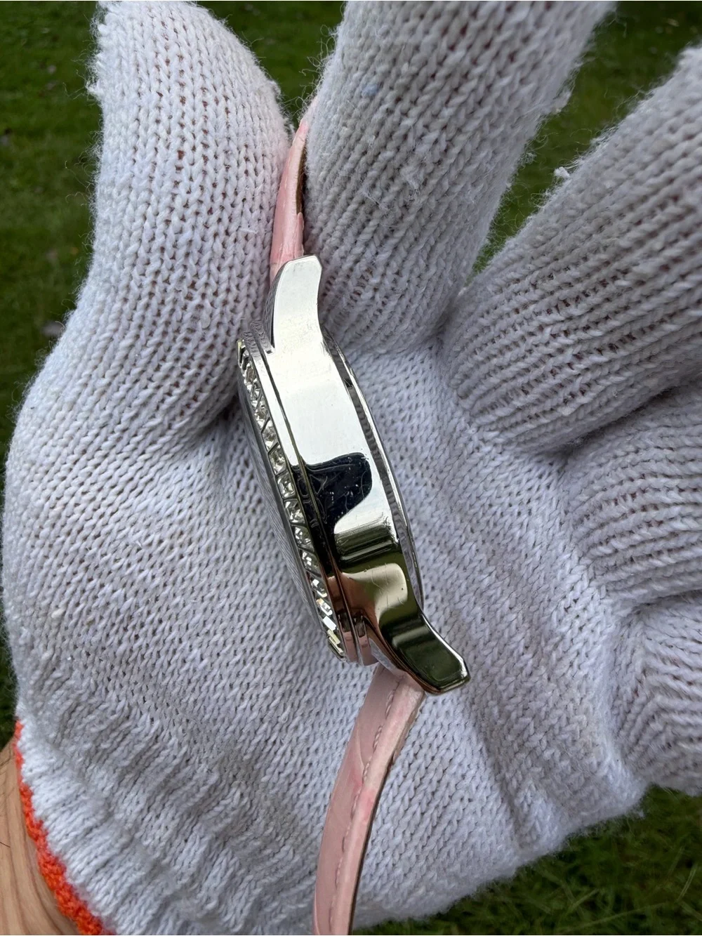 Guess Breast Cancer Awareness Watch U11542L1 Pink Ribbon Crystal Bezel Leather